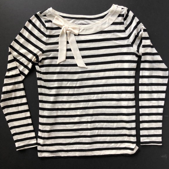LOFT Tops - Ann Taylor LOFT Bow Striped 3/4 Top